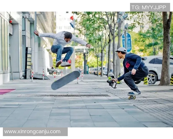 记录北京滑板队的奋斗历程与青春梦想的运动滑板纪实