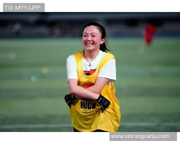 运动专访吴娜揭秘飞盘运动的成功秘诀与发展前景 运动专访吴娜揭秘飞盘运动的成功秘诀与发展前景