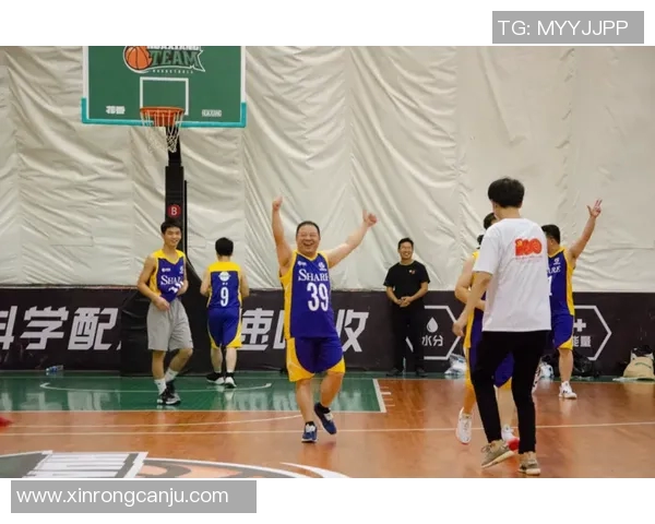 杭州篮球队荣登篮球团队协作排行榜第一名展现卓越团队精神与实力